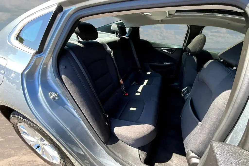 2024 Chevrolet Malibu - $18,998
