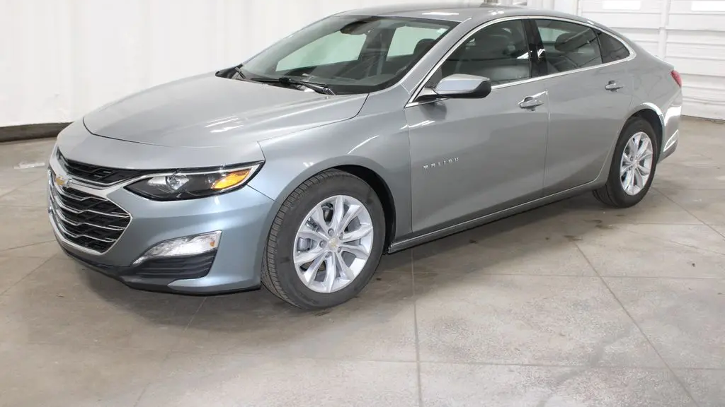 2025 Chevrolet Malibu LT
