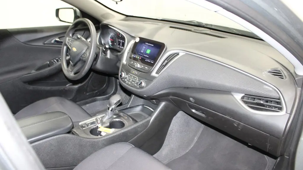2025 Chevrolet Malibu LT