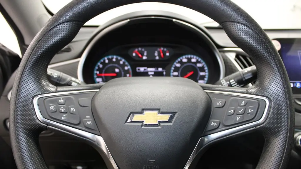 2025 Chevrolet Malibu LT