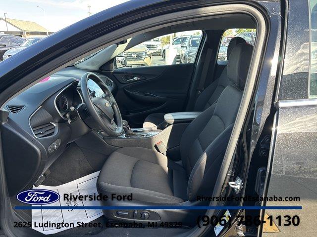 2025 Chevrolet Malibu - $22,995