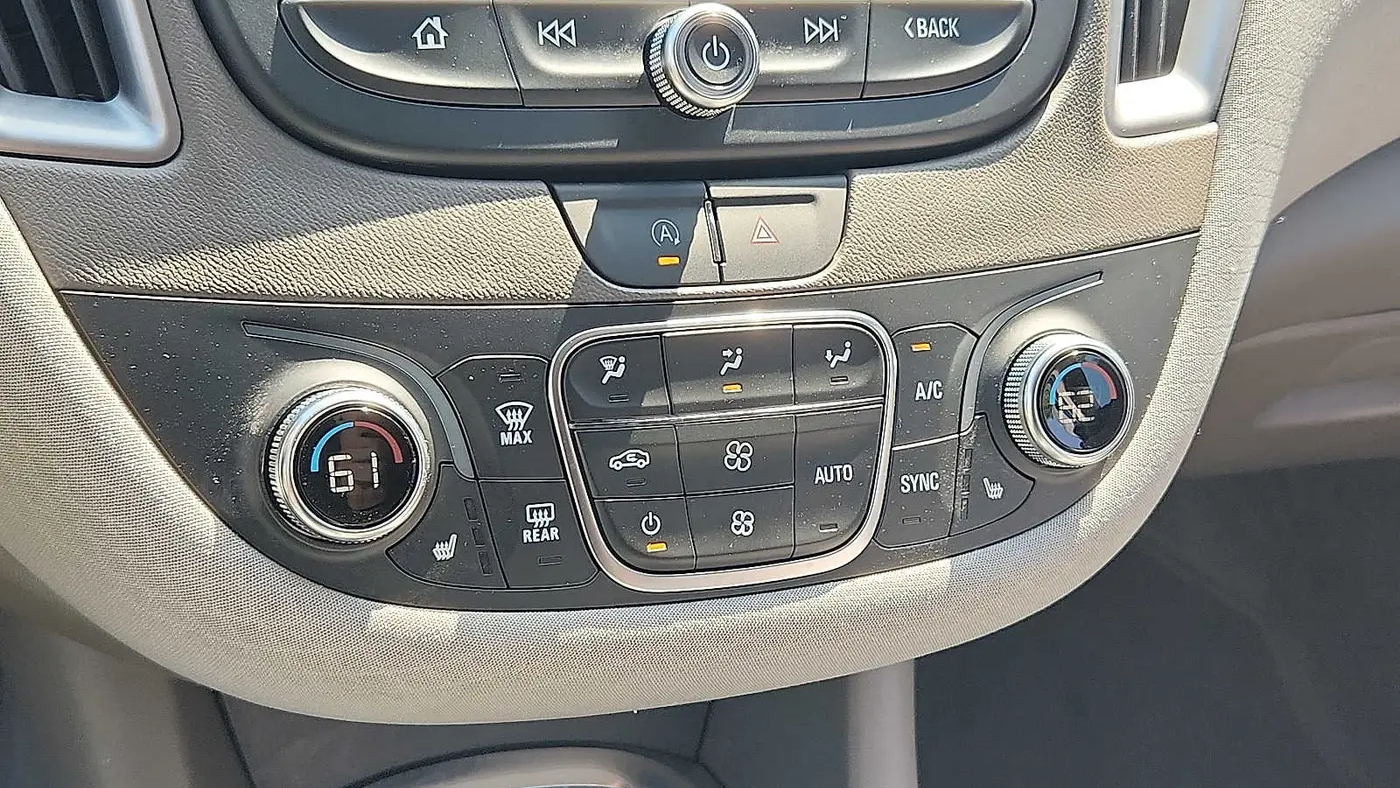 2025 Chevrolet Malibu LT