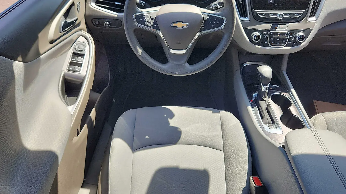 2025 Chevrolet Malibu LT