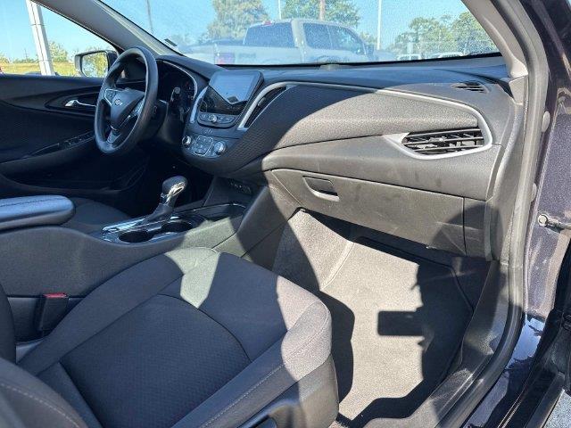 2023 Chevrolet Malibu - $18,057