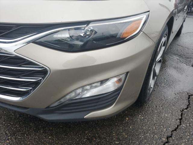2024 Chevrolet Malibu - $17,699