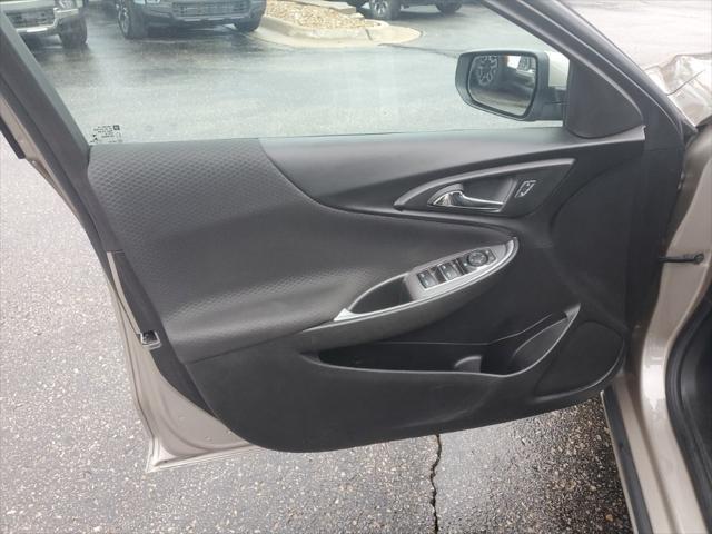 2024 Chevrolet Malibu - $17,699