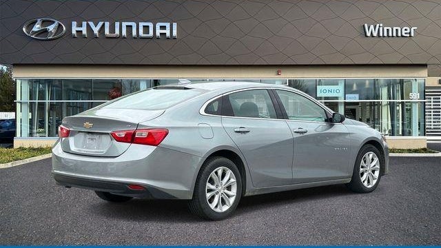2024 Chevrolet Malibu LT