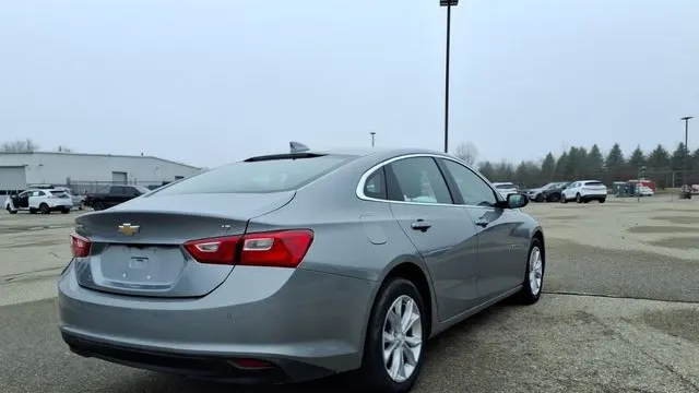 2024 Chevrolet Malibu LT