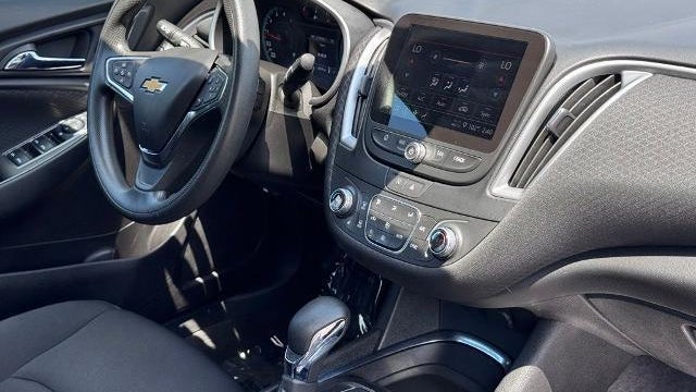2025 Chevrolet Malibu LT
