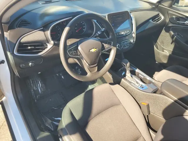 2025 Chevrolet Malibu - $17,888