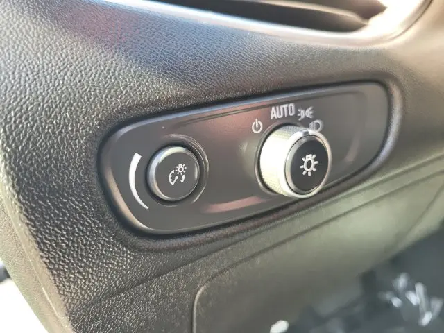2025 Chevrolet Malibu - $17,888