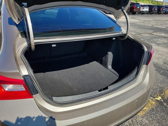 2025 Chevrolet Malibu - $23,999