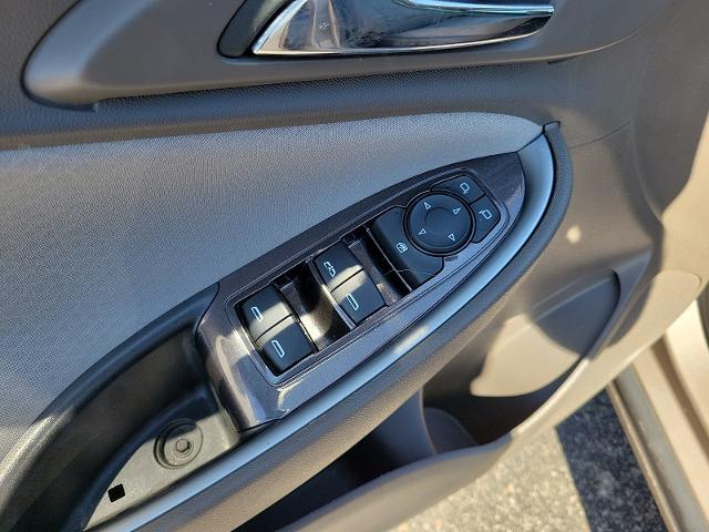 2025 Chevrolet Malibu - $23,999