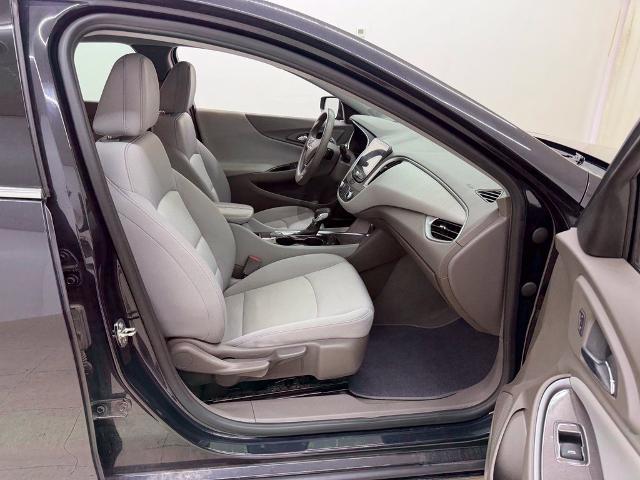 2023 Chevrolet Malibu - $14,882