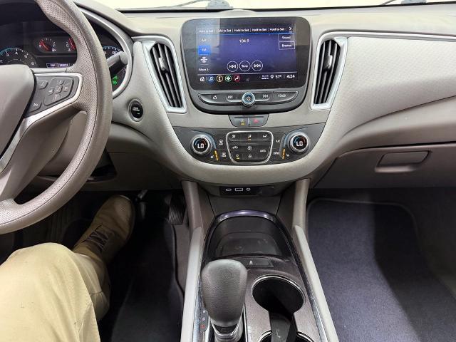 2023 Chevrolet Malibu - $14,882