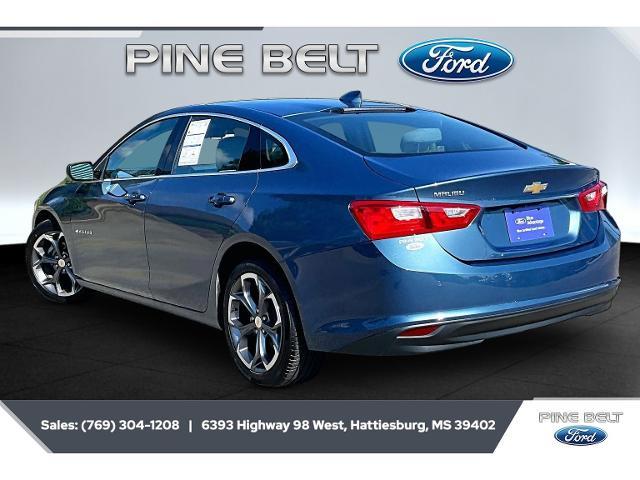 2024 Chevrolet Malibu LT — photo 1 of 12
