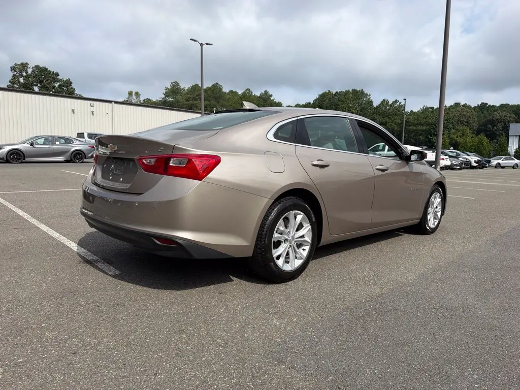 2025 Chevrolet Malibu - $20,414