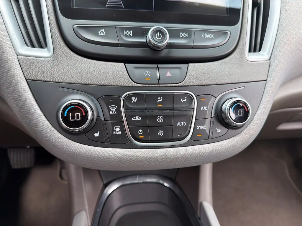 2025 Chevrolet Malibu - $20,414