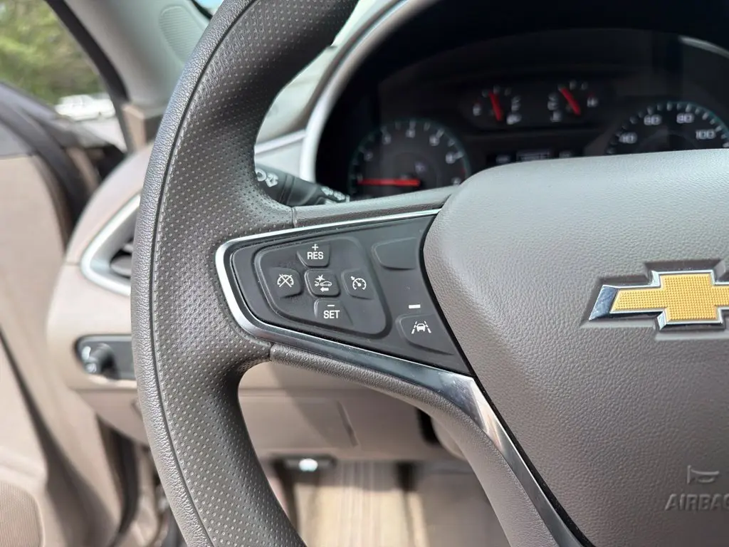 2025 Chevrolet Malibu - $20,414