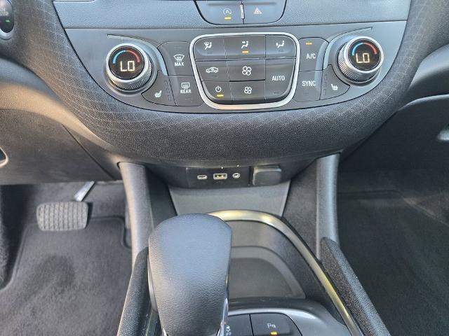 2025 Chevrolet Malibu - $17,498