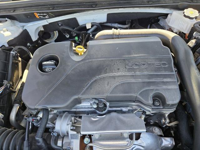 2025 Chevrolet Malibu - $17,498