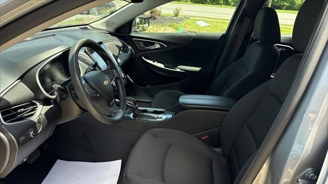 2025 Chevrolet Malibu LT