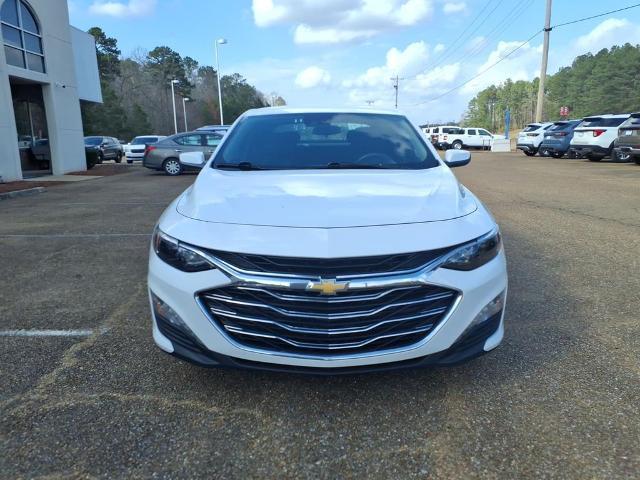 2023 Chevrolet Malibu - $17,590