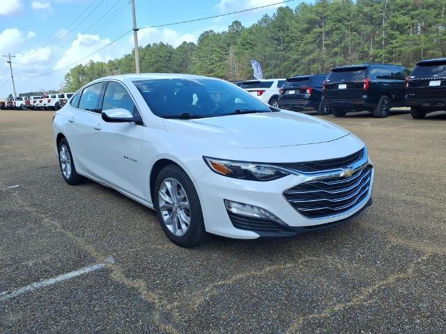 2023 Chevrolet Malibu - $17,590