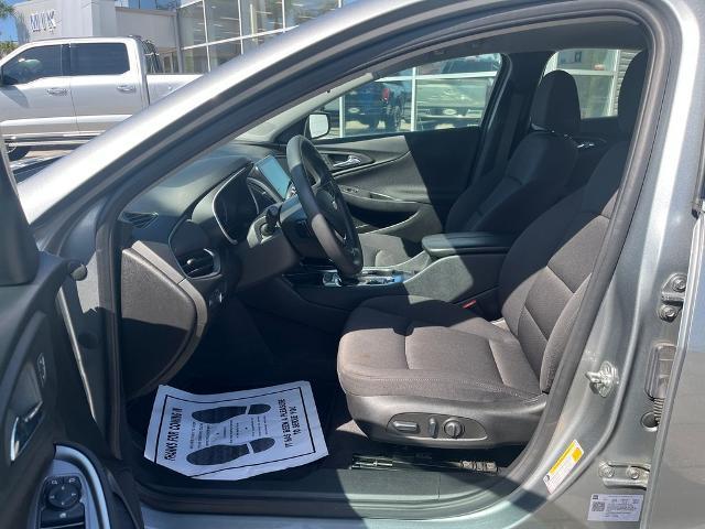 2025 Chevrolet Malibu - $18,915
