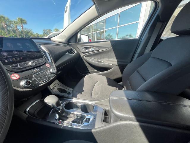 2025 Chevrolet Malibu - $18,915