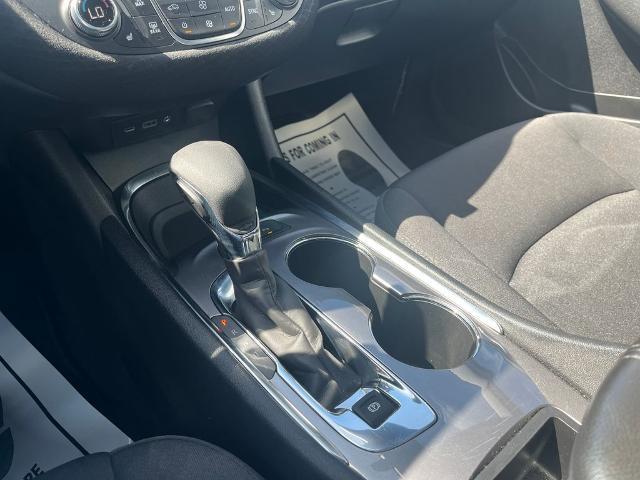 2025 Chevrolet Malibu - $18,915