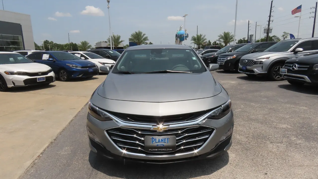 2025 Chevrolet Malibu LT