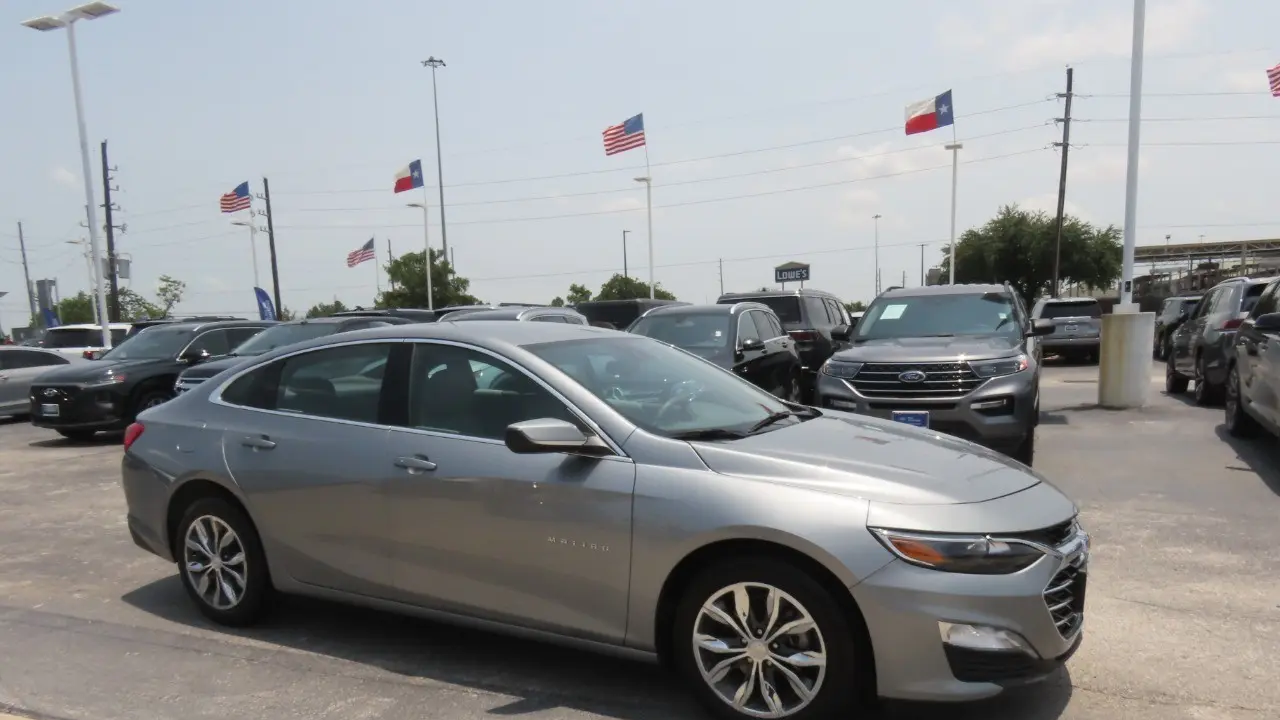 2025 Chevrolet Malibu LT