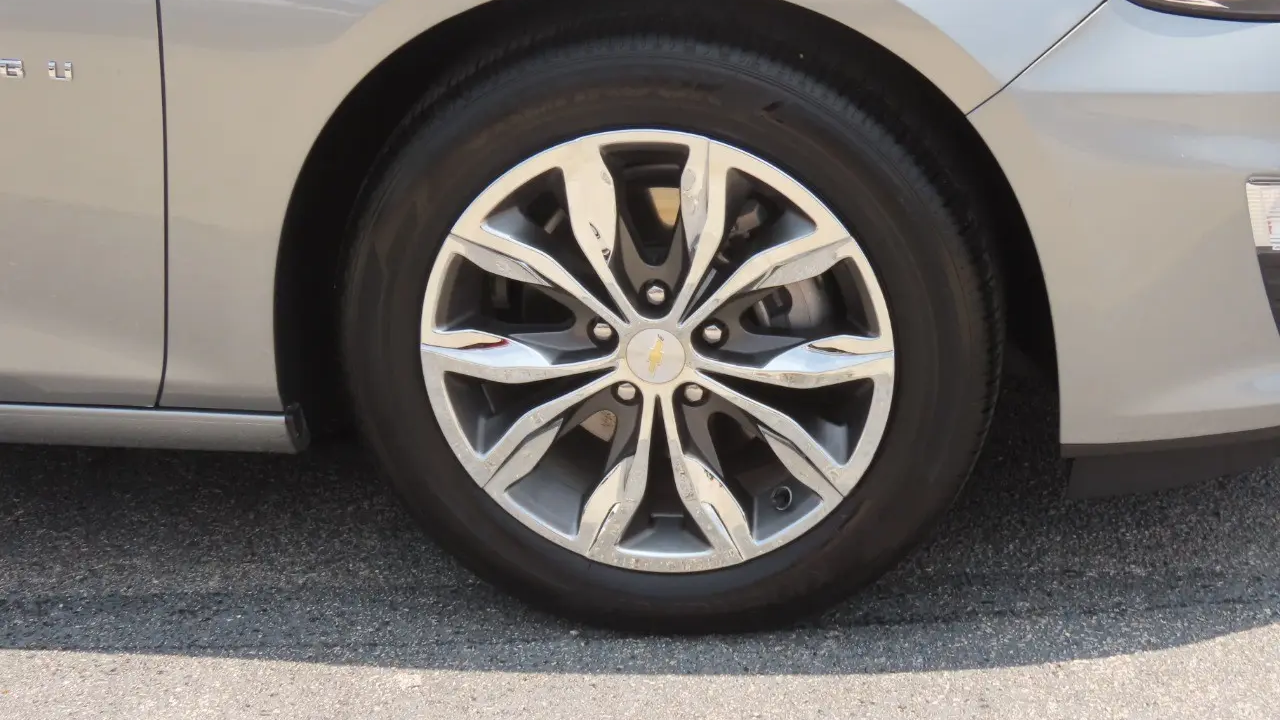 2025 Chevrolet Malibu LT