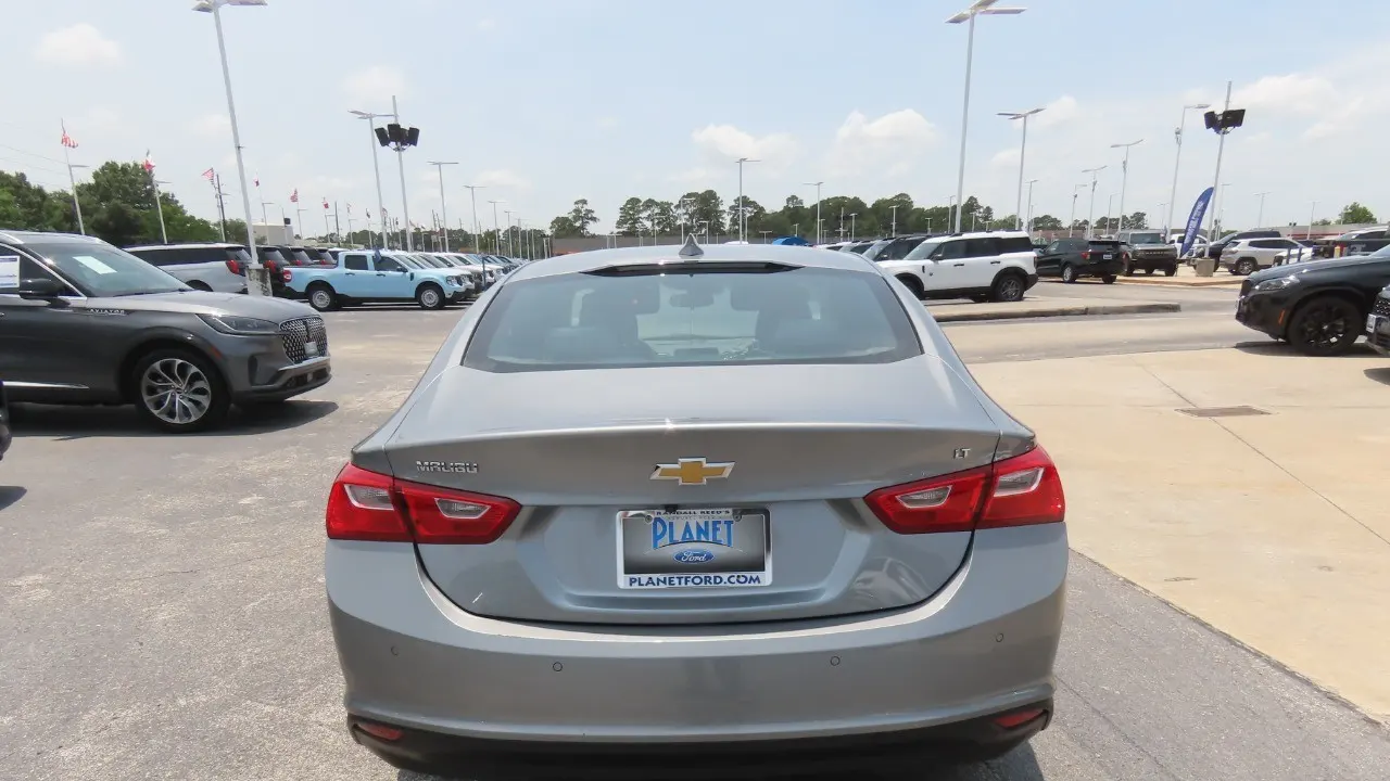 2025 Chevrolet Malibu LT