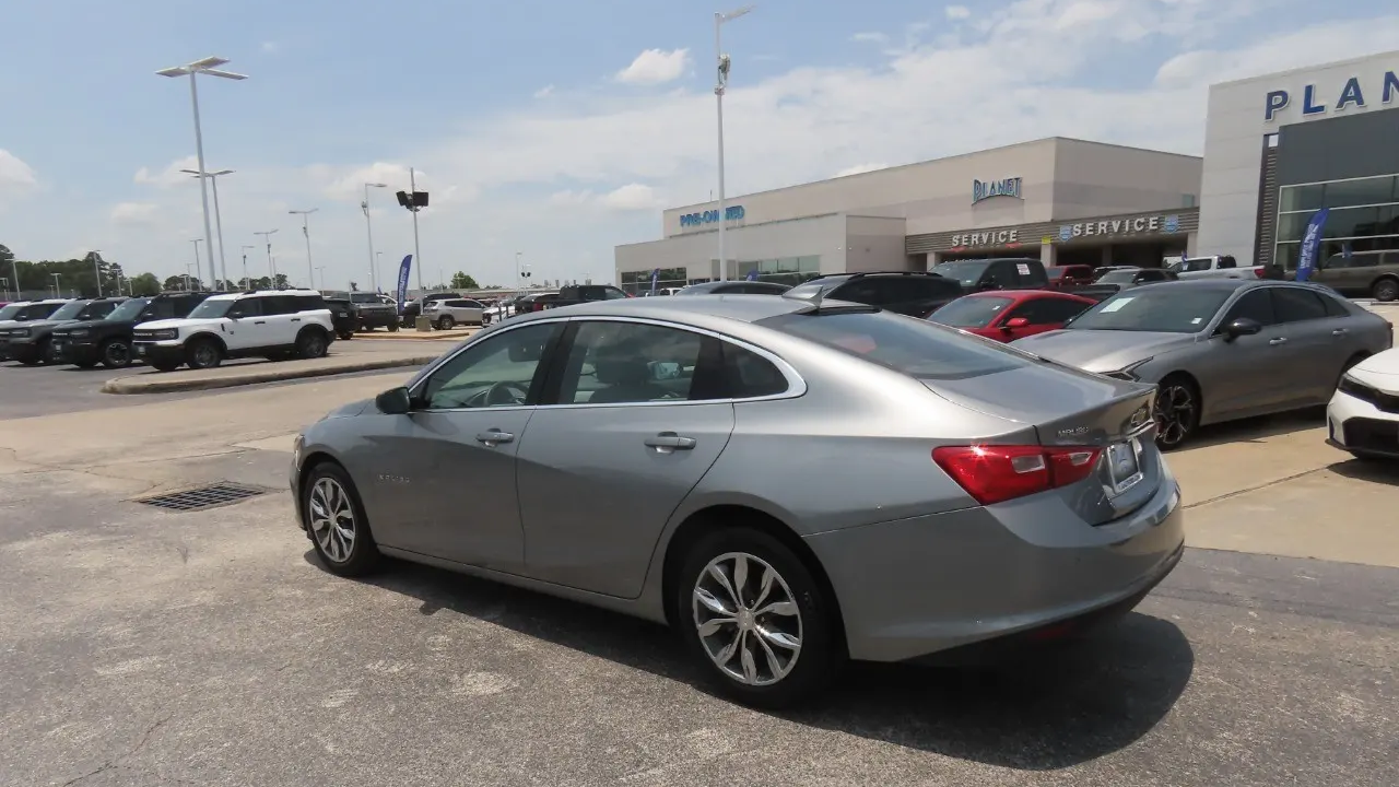 2025 Chevrolet Malibu LT