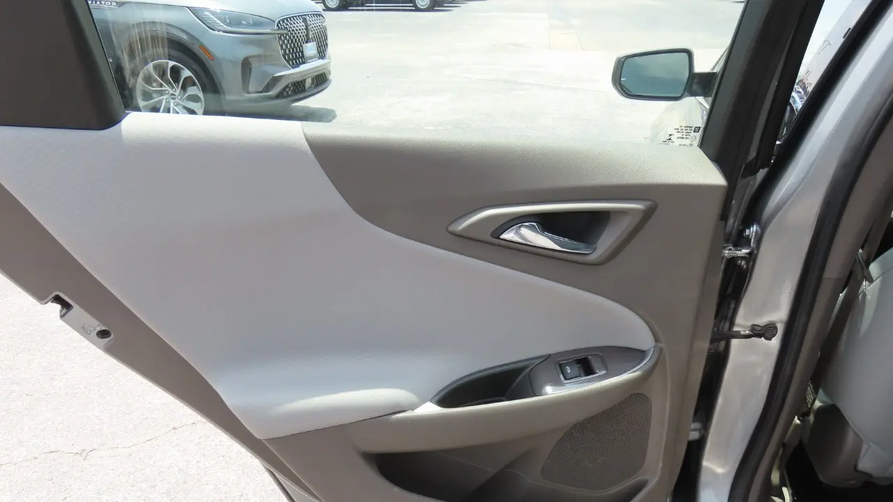 2025 Chevrolet Malibu LT