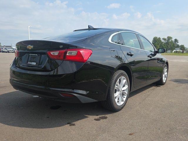 2025 Chevrolet Malibu - $17,477