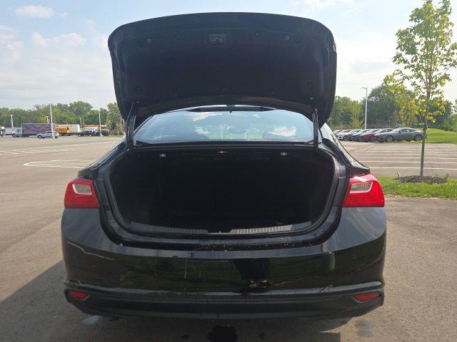 2025 Chevrolet Malibu - $17,477