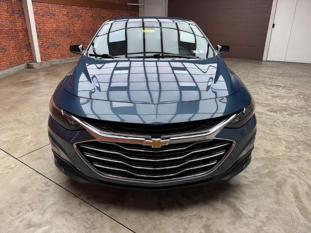 2025 Chevrolet Malibu - $18,910