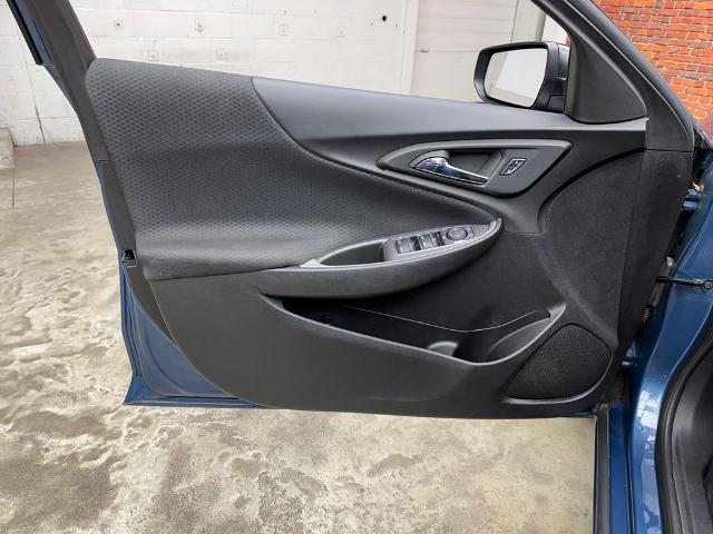 2025 Chevrolet Malibu - $18,910