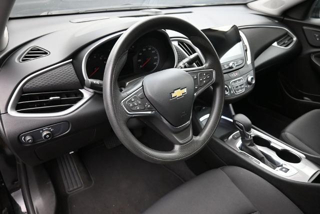 2025 Chevrolet Malibu - $18,695