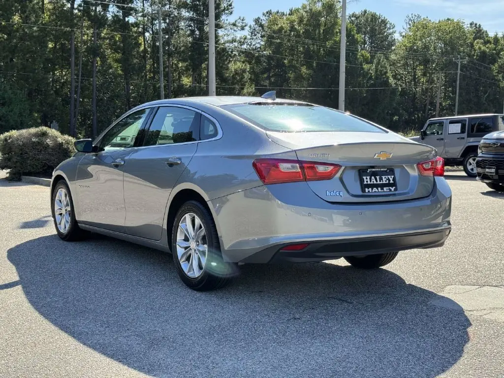 2025 Chevrolet Malibu - $18,200