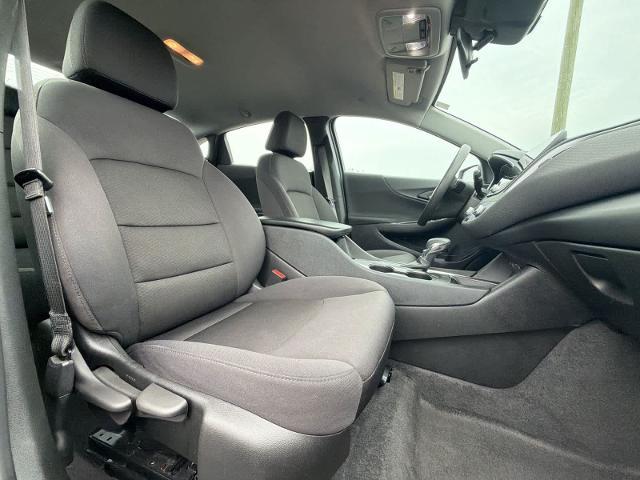 2023 Chevrolet Malibu - $16,979