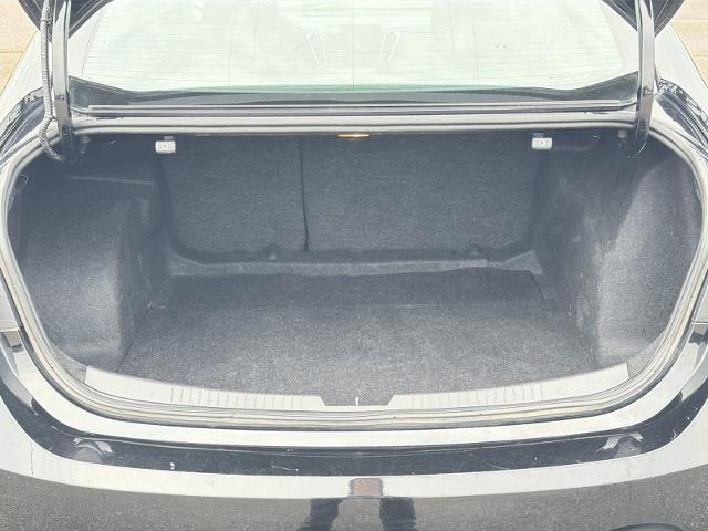 2023 Chevrolet Malibu - $16,979