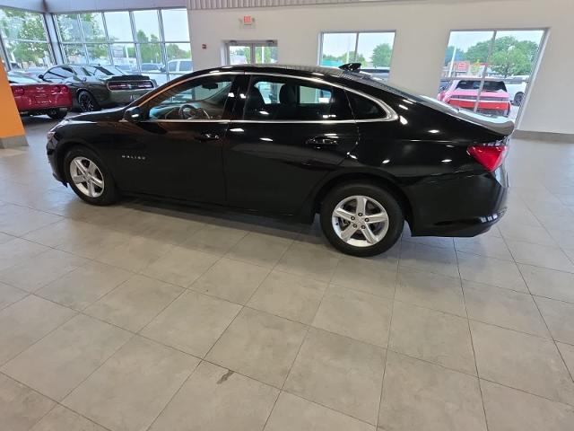 2024 Chevrolet Malibu - $17,079