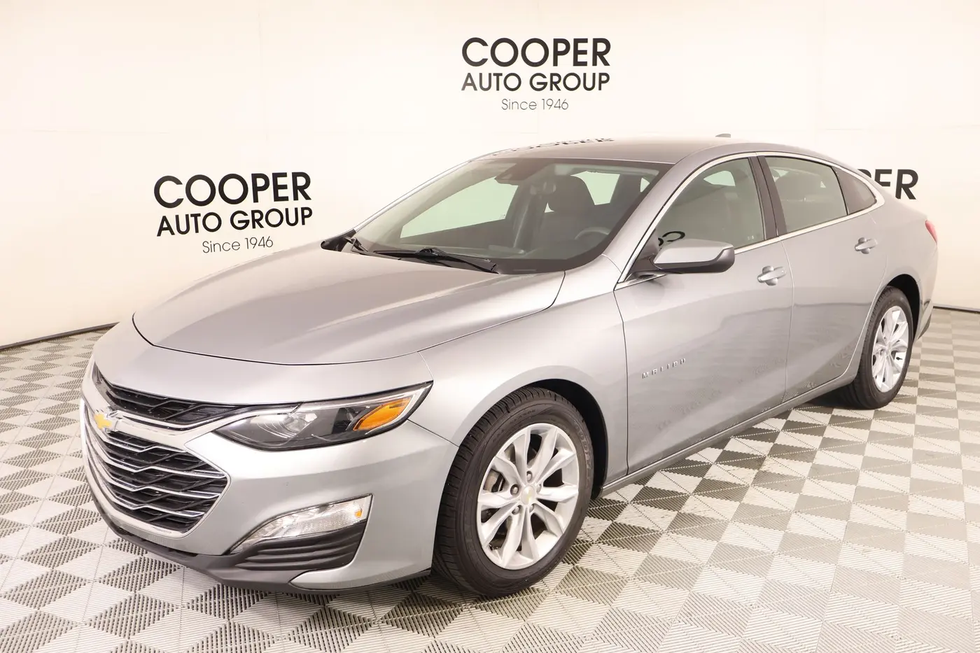2025 Chevrolet Malibu - $18,420