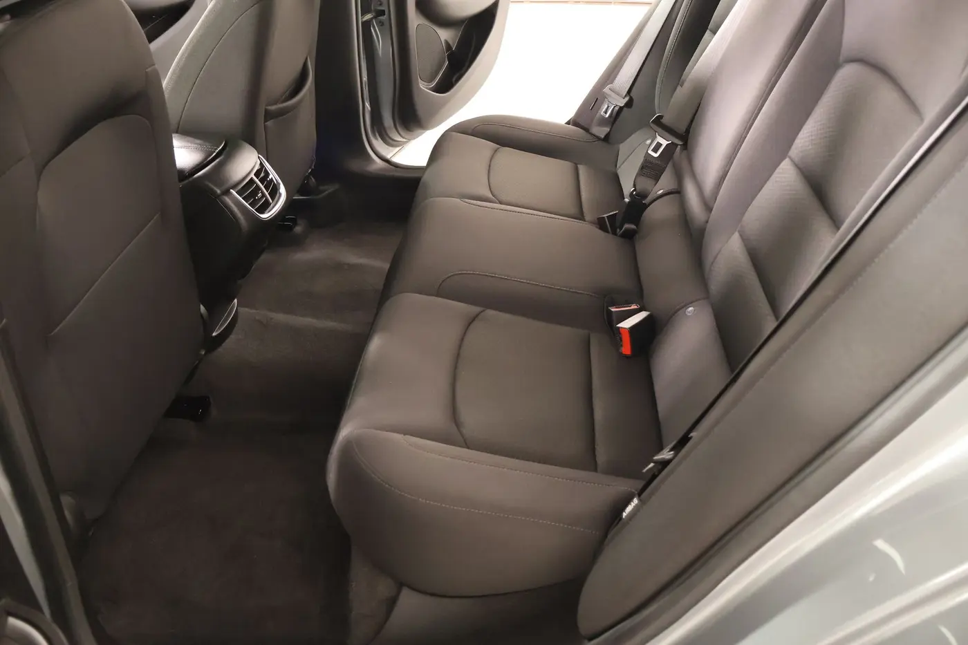 2025 Chevrolet Malibu - $18,420