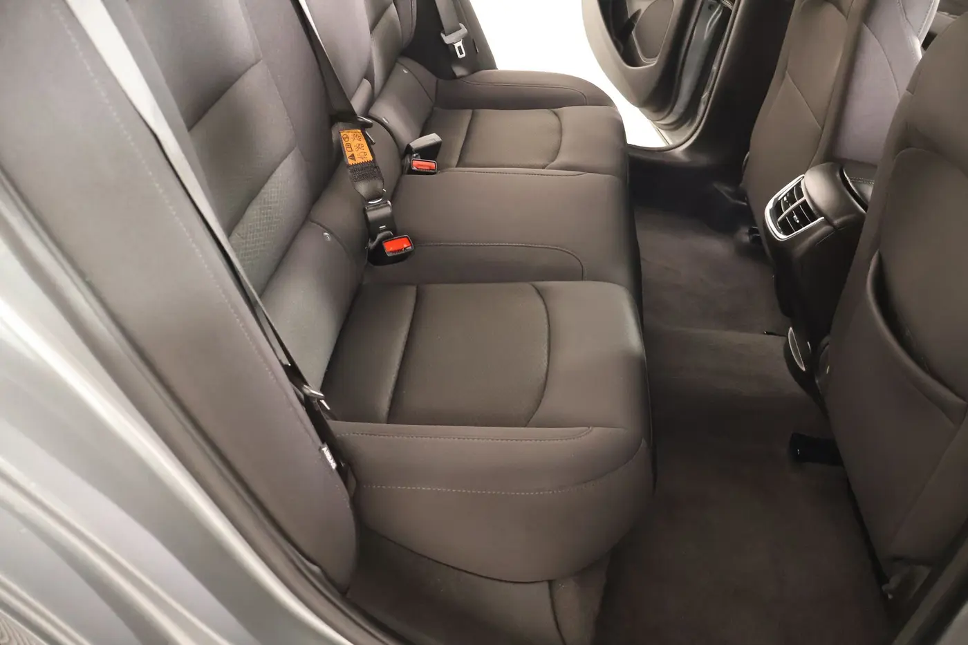 2025 Chevrolet Malibu - $18,420