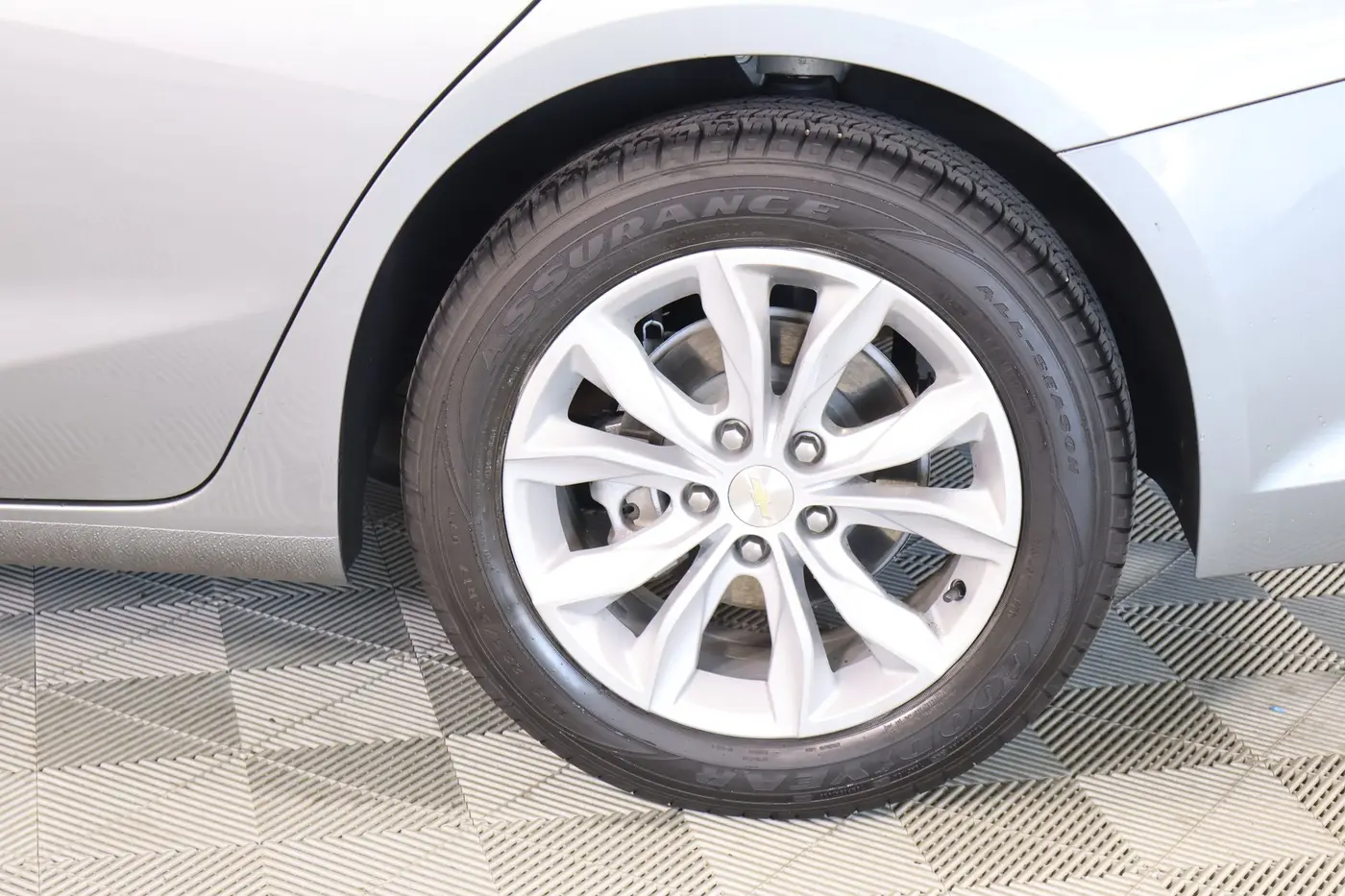 2025 Chevrolet Malibu - $18,420
